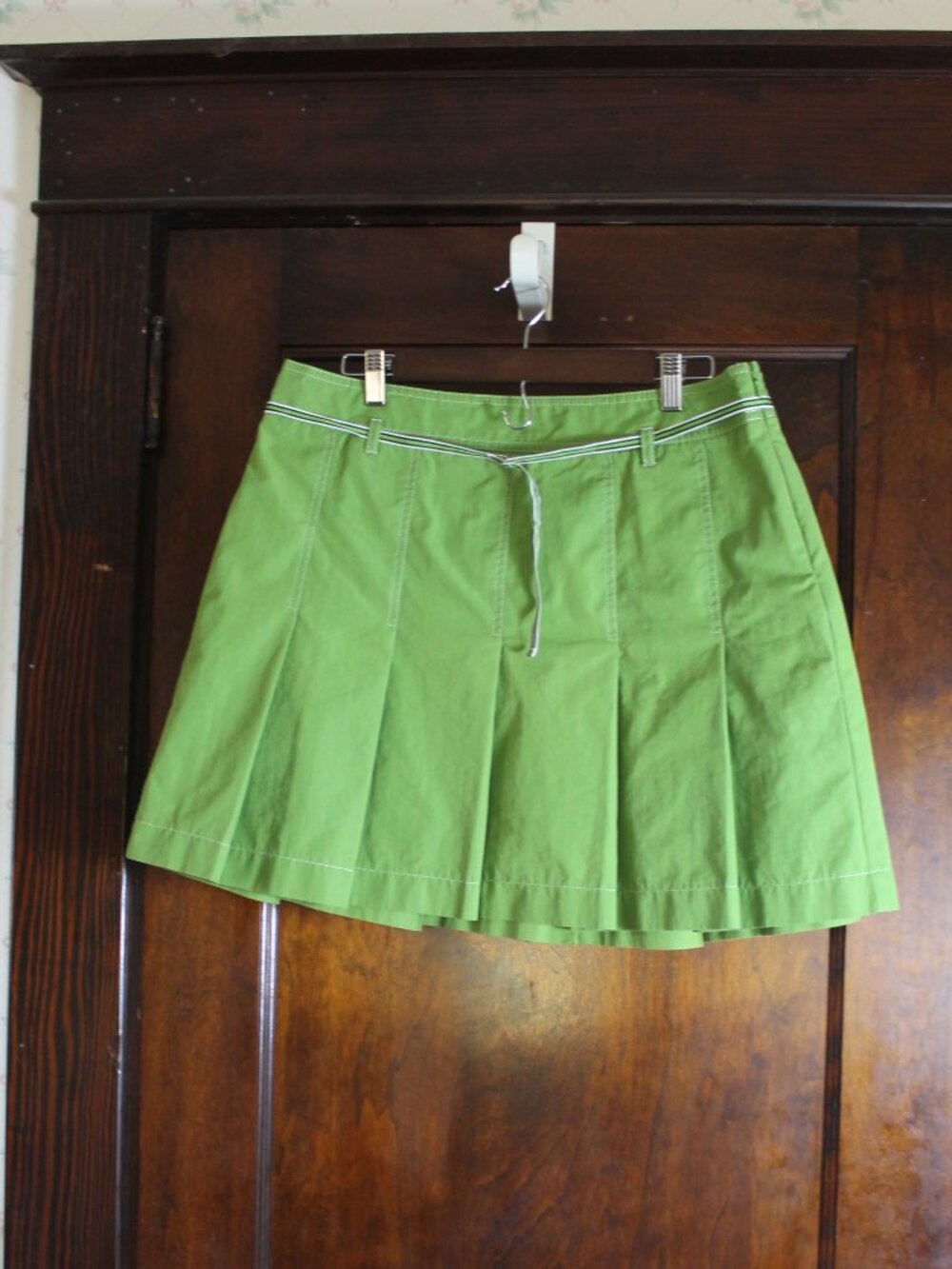 LOFT Pleated Belted Green Mini Skirt Size 14